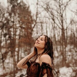 Meet your Posher, Olivia